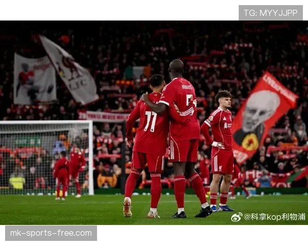 利物浦重返英超争冠行列，竞争格局调整带来赛季走势变化