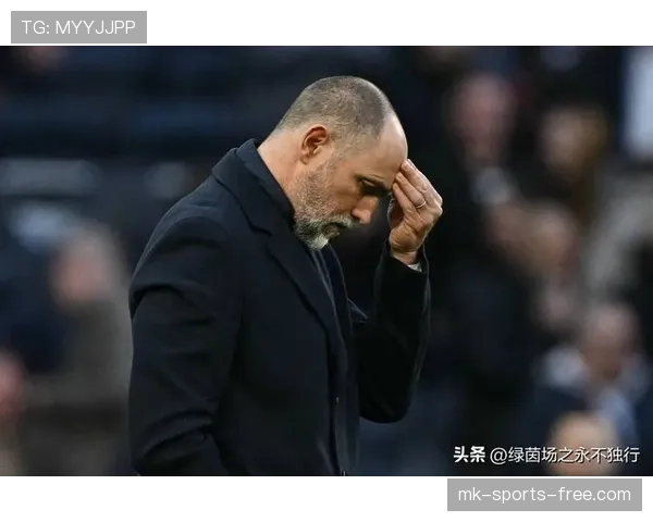 AC米兰王朝崩塌边缘，战术核心失调或将加速新帅下课危机！