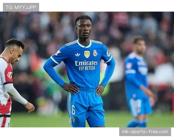 卡马文加国家队地位争议 战术角色适配性差距在哪？